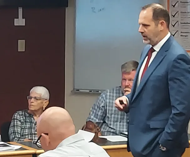 School chief offers promising student stats